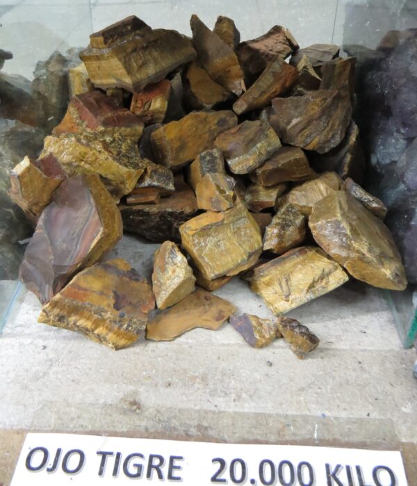 PIEDRA EN BRUTO - Imagen 4