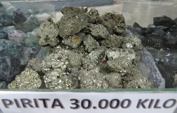 PIEDRA EN BRUTO - Imagen 3